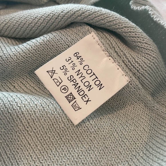 Light green tank - Picture 4 of 4